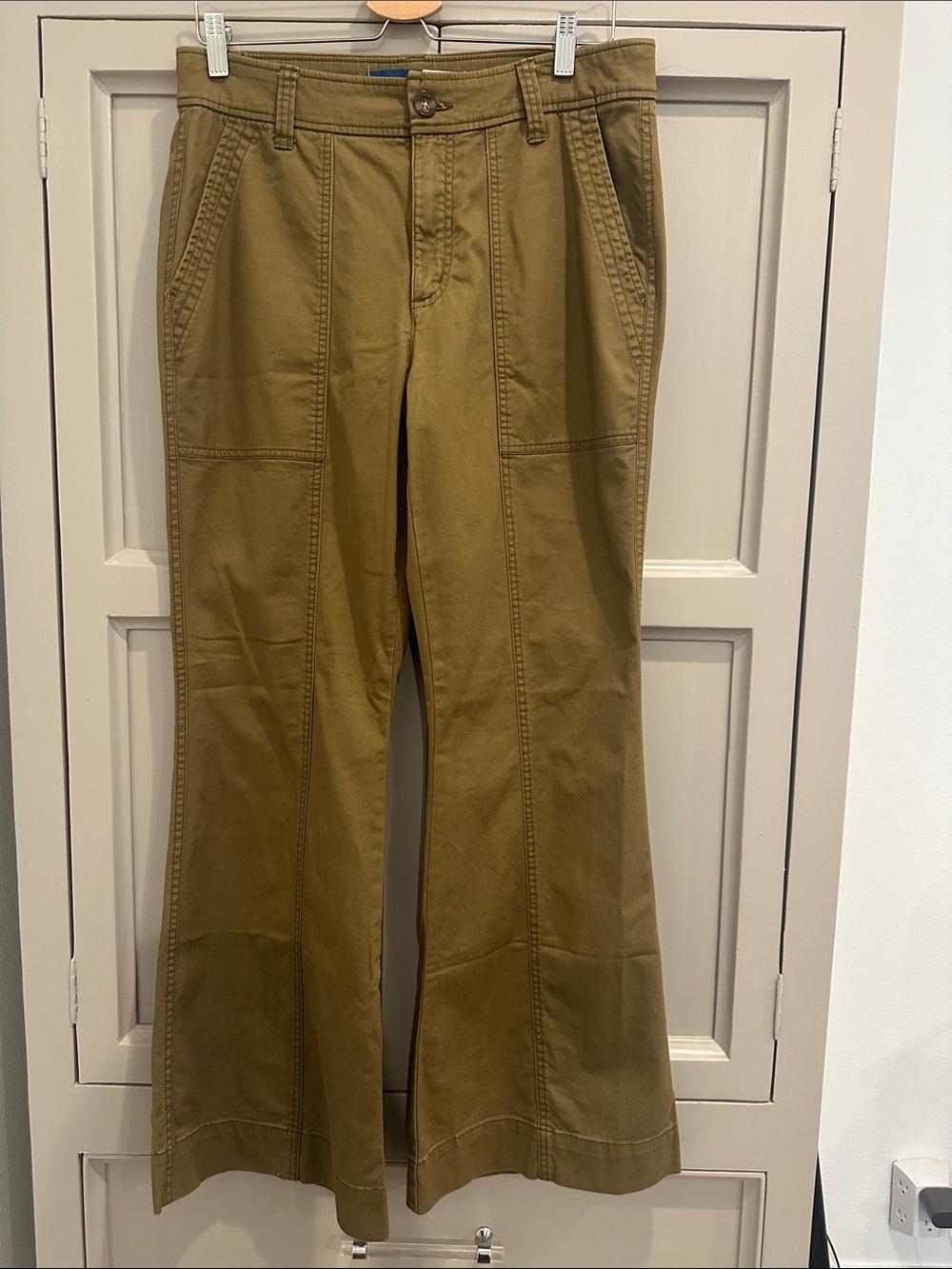 Old Navy Wide-Leg Utility Pants in Olive - Picture 1 of 8